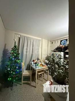 2-к квартира, вторичка, 37м2, 1/5 этаж