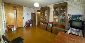 4-к квартира, вторичка, 59м2, 5/5 этаж