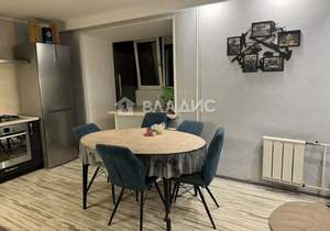 2-к квартира, вторичка, 73м2, 9/9 этаж