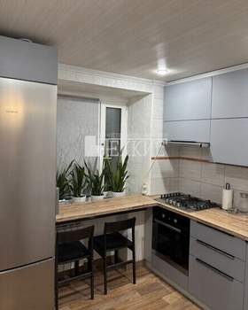 2-к квартира, вторичка, 44м2, 5/5 этаж