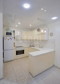 1-к квартира, вторичка, 61м2, 5/15 этаж