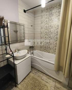 3-к квартира, вторичка, 90м2, 1/3 этаж
