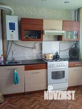 2-к квартира, вторичка, 57м2, 1/2 этаж