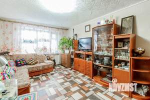 4-к квартира, вторичка, 74м2, 5/5 этаж