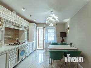 4-к квартира, вторичка, 120м2, 3/3 этаж