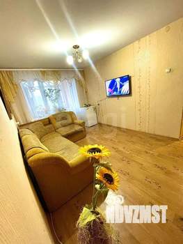 2-к квартира, вторичка, 42м2, 9/9 этаж