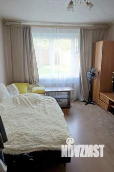 3-к квартира, вторичка, 63м2, 2/10 этаж