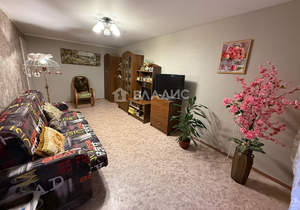 3-к квартира, вторичка, 64м2, 3/3 этаж