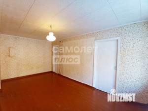 2-к квартира, вторичка, 42м2, 1/5 этаж