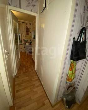 3-к квартира, вторичка, 64м2, 5/9 этаж