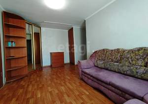4-к квартира, вторичка, 63м2, 5/5 этаж