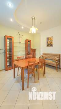 4-к квартира, вторичка, 141м2, 1/5 этаж