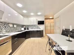 3-к квартира, вторичка, 71м2, 1/10 этаж