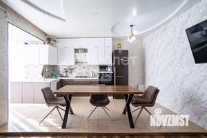 3-к квартира, вторичка, 131м2, 5/5 этаж