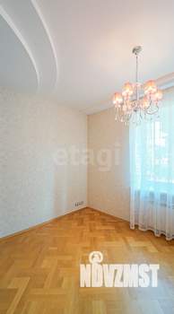 4-к квартира, вторичка, 141м2, 1/5 этаж