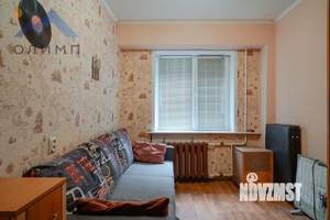 4-к квартира, вторичка, 58м2, 1/5 этаж