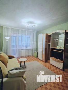 2-к квартира, вторичка, 54м2, 1/9 этаж