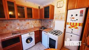 3-к квартира, вторичка, 55м2, 2/65 этаж
