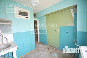 4-к квартира, вторичка, 59м2, 5/5 этаж