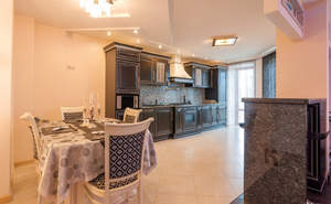 3-к квартира, вторичка, 153м2, 3/6 этаж