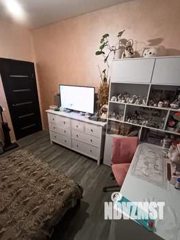 2-к квартира, вторичка, 55м2, 1/4 этаж