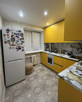 2-к квартира, вторичка, 42м2, 4/4 этаж