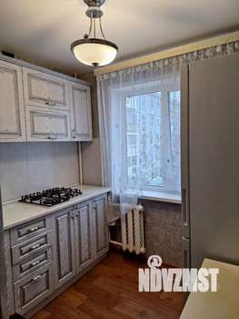 2-к квартира, вторичка, 45м2, 3/5 этаж