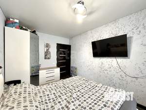 3-к квартира, вторичка, 65м2, 4/5 этаж