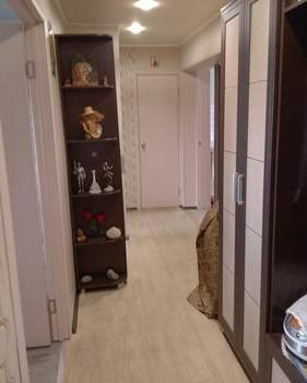 4-к квартира, вторичка, 75м2, 3/9 этаж
