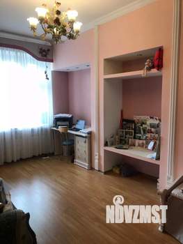 5-к квартира, вторичка, 140м2, 5/6 этаж