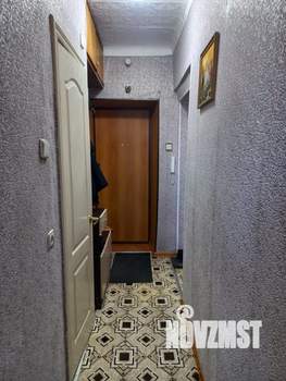 2-к квартира, вторичка, 42м2, 1/2 этаж