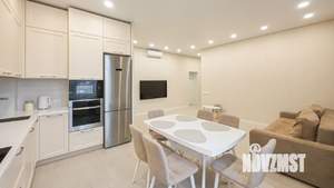 3-к квартира, вторичка, 110м2, 1/4 этаж