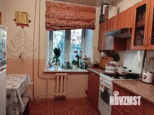 2-к квартира, вторичка, 50м2, 2/10 этаж