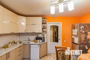 2-к квартира, вторичка, 53м2, 1/10 этаж