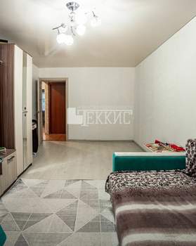 2-к квартира, вторичка, 48м2, 1/5 этаж