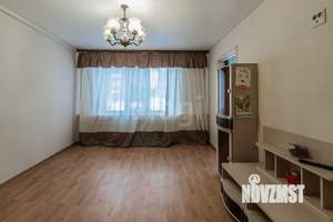 3-к квартира, вторичка, 60м2, 1/5 этаж