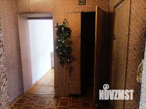 4-к квартира, вторичка, 63м2, 3/5 этаж