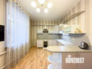 2-к квартира, вторичка, 90м2, 4/4 этаж