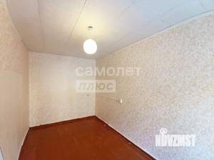 2-к квартира, вторичка, 42м2, 1/5 этаж