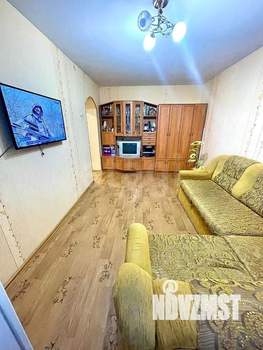 2-к квартира, вторичка, 42м2, 9/9 этаж