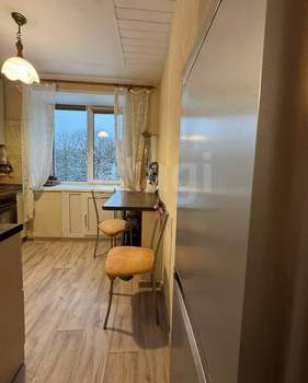 2-к квартира, вторичка, 47м2, 3/5 этаж