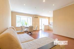 4-к квартира, вторичка, 102м2, 3/5 этаж