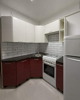 2-к квартира, вторичка, 44м2, 1/5 этаж