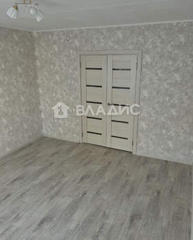 2-к квартира, вторичка, 49м2, 1/5 этаж
