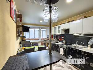 4-к квартира, вторичка, 95м2, 2/5 этаж