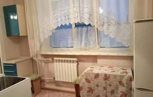 2-к квартира, вторичка, 44м2, 1/4 этаж