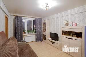 4-к квартира, вторичка, 60м2, 1/5 этаж