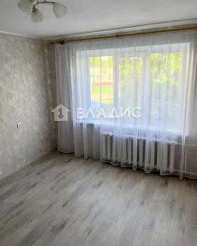 2-к квартира, вторичка, 49м2, 1/5 этаж