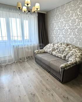 2-к квартира, вторичка, 63м2, 9/9 этаж
