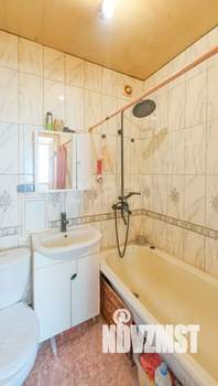 Студия квартира, вторичка, 30м2, 1/4 этаж